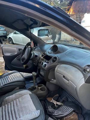 Toyota Platz 2001 Automatic