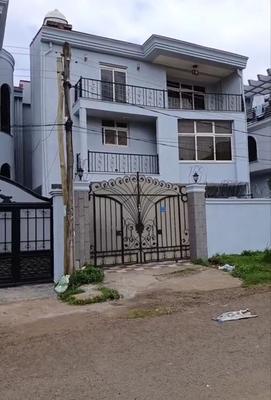 የሚሸጥ G+2 ቤት