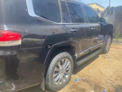 Toyota Land Cruiser 2023 Automatic
