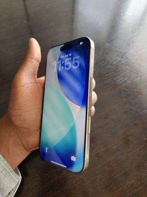 Apple iPhone 16 Pro