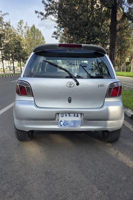 Toyota Vitz 2000 Automatic