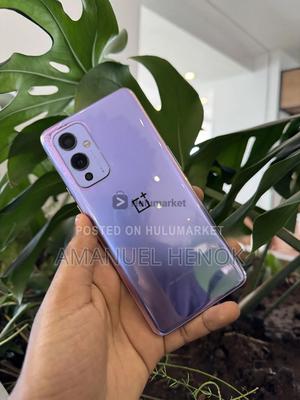 **OnePlus 9 128 GB**