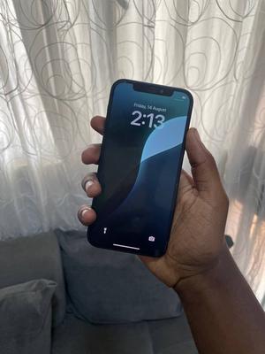 Apple iPhone 12 64 GB