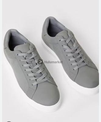 **Zara**