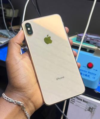 Apple iPhone XS 64 GB