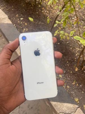 Apple iPhone XR
