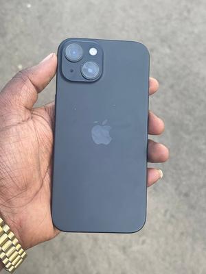 Apple iPhone 15
