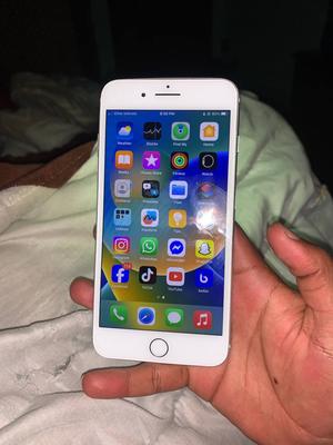 Apple iPhone 8 Plus 64 GB