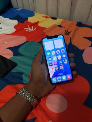 Apple iPhone XS 64 GB
