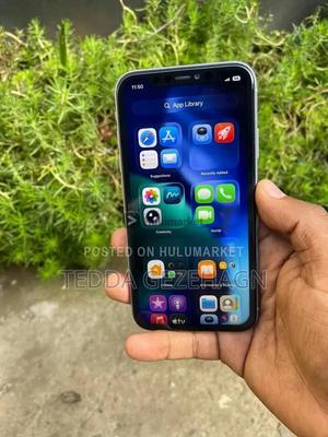 Apple iPhone 11 64 GB
