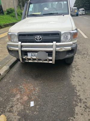 Toyota Land Cruiser 2019 Manual