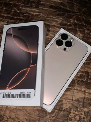 Apple iPhone 16 Pro Max