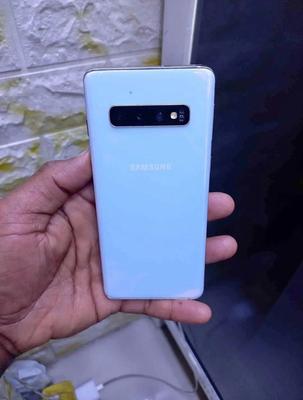 Samsung Galaxy S10