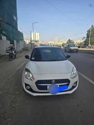 Suzuki Swift 2023 Automatic