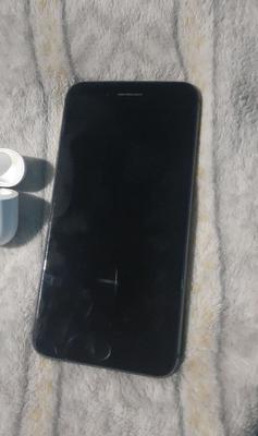 Apple iPhone 8