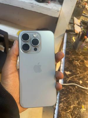 Apple iPhone 15 Pro 256 GB