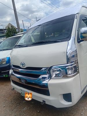 Toyota Hiace 2022 Manual