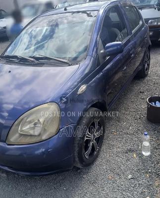 Toyota Vitz 2001