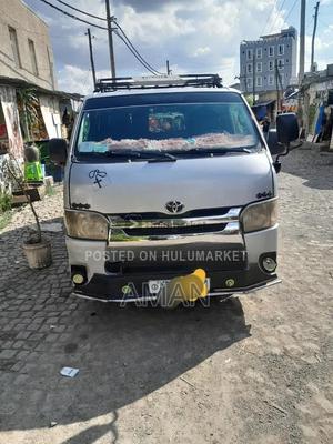 Toyota Hiace 2007 Manual