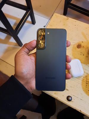 Samsung Galaxy S22