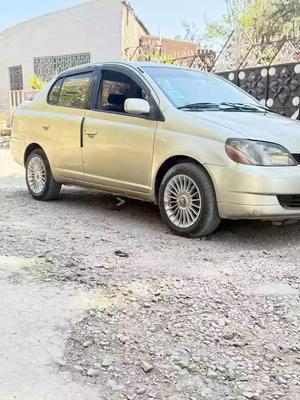 Toyota Platz 2001 Automatic