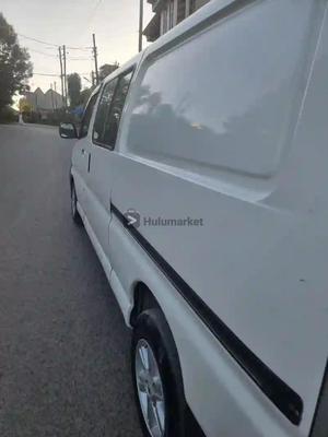 Toyota Hiace 2011 Manual