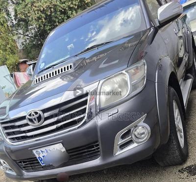 Toyota Hilux 2015 Manual