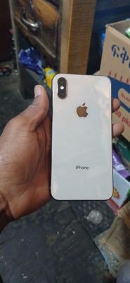 Apple iPhone XS 64 GB