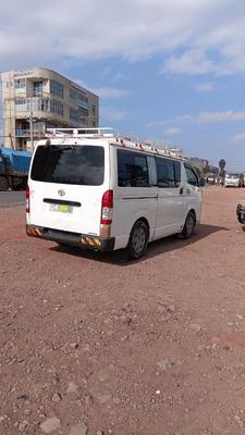 Toyota Hiace 2007 Automatic