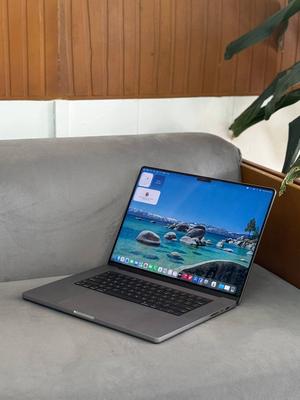 💼MacBook Pro M1 pro chip