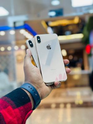 Apple iPhone XS Max 64 GB