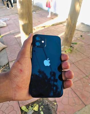 Apple iPhone 12 64 GB